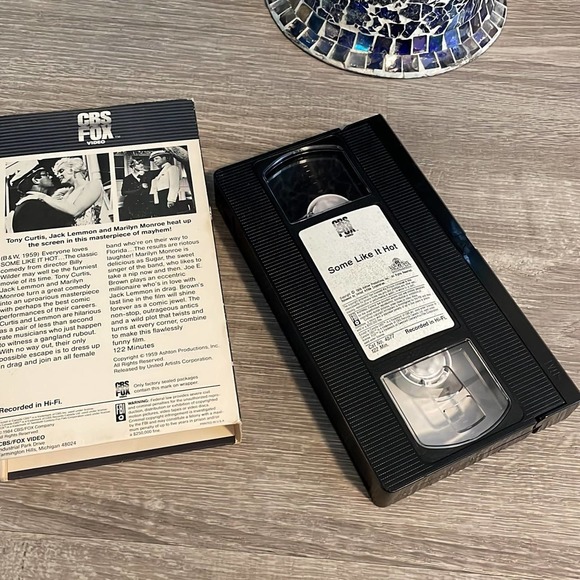 Some like it hot  VHS Marilyn Monroe Vhs movie - Picture 3 of 4